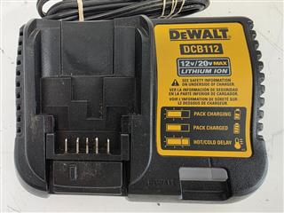 DEWALT DCB200